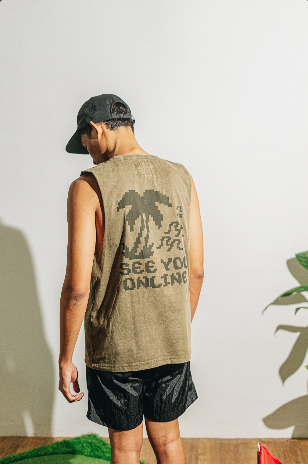 ONLINE MUSCLE TEE - WASHED OLIVE